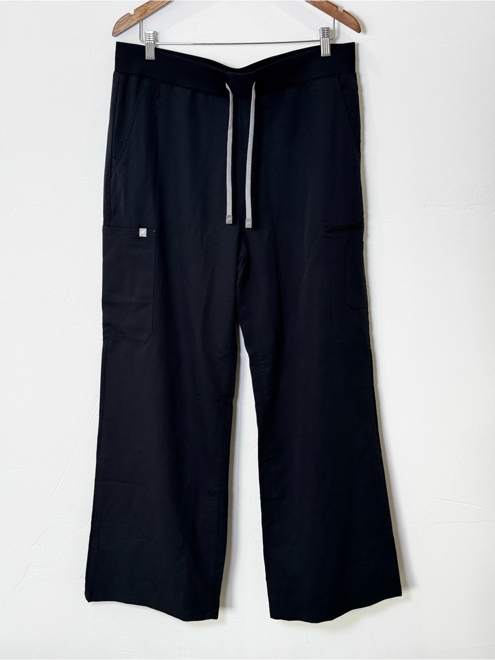 Fabletics High Rise Wide Leg Black Scrub Pant Womens XL Regular